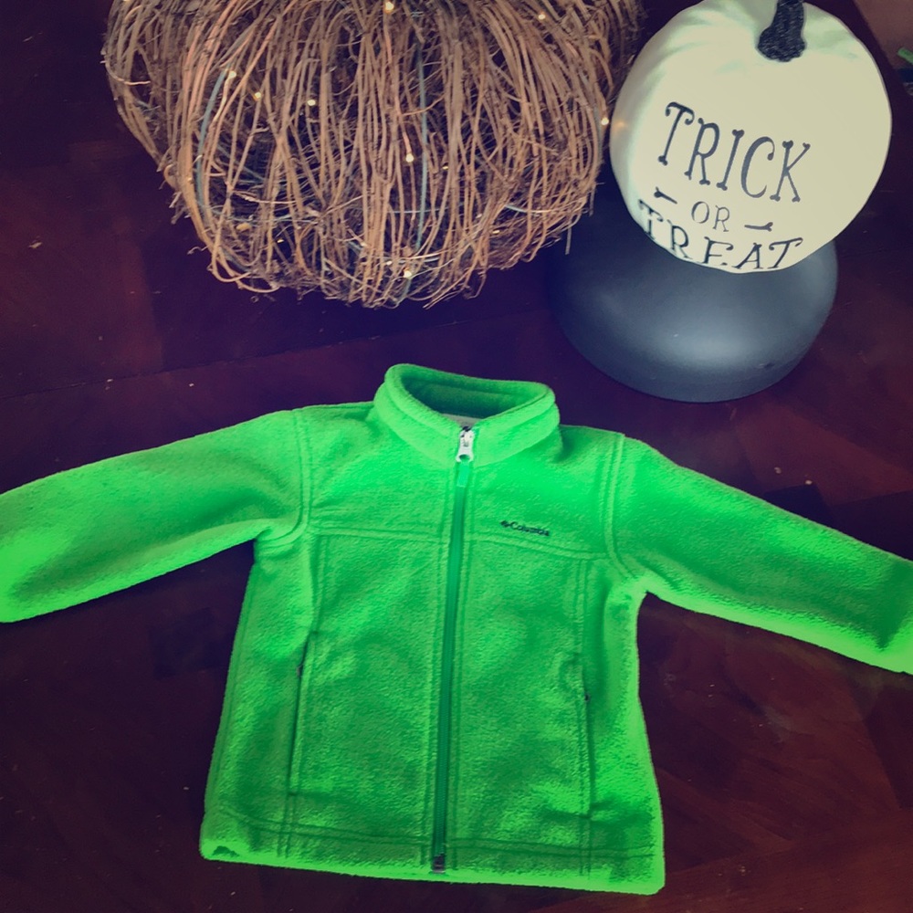 2T (24 mo) unisex Columbia Fleece.